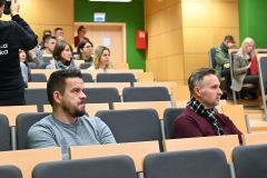 2022_1211-103