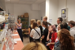 20230612 Zwiedzanie laboratoriów przez uczniów przebywających na wymianie w VII Liceum Ogólnokształcącym w Białymstoku